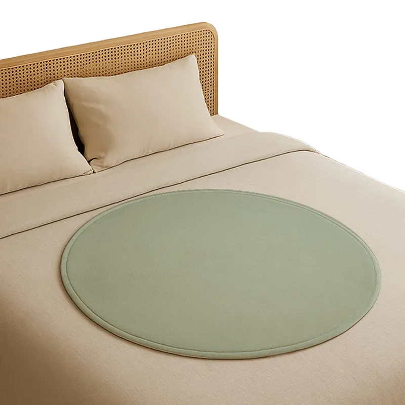 Brand New DameThroTravelWaterproofBlanketinSage